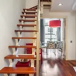 Plaça Catalunya Breathtaking 3bedroom Duplex with balcony