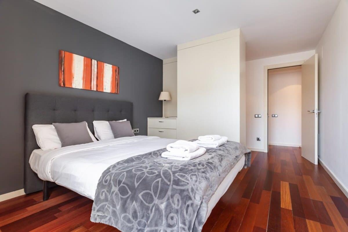Appartement Plaça Catalunya Breathtaking 3bedroom Duplex With Balcony