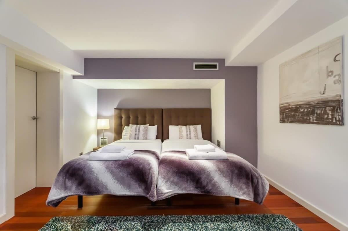 Appartement Plaça Catalunya Breathtaking 3bedroom Duplex With Balcony
